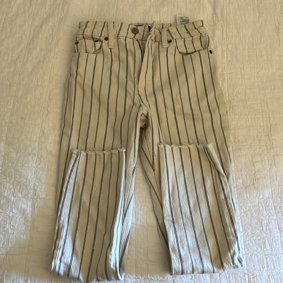 Abercrombie &Fitch jeans - Picture 2 of 3